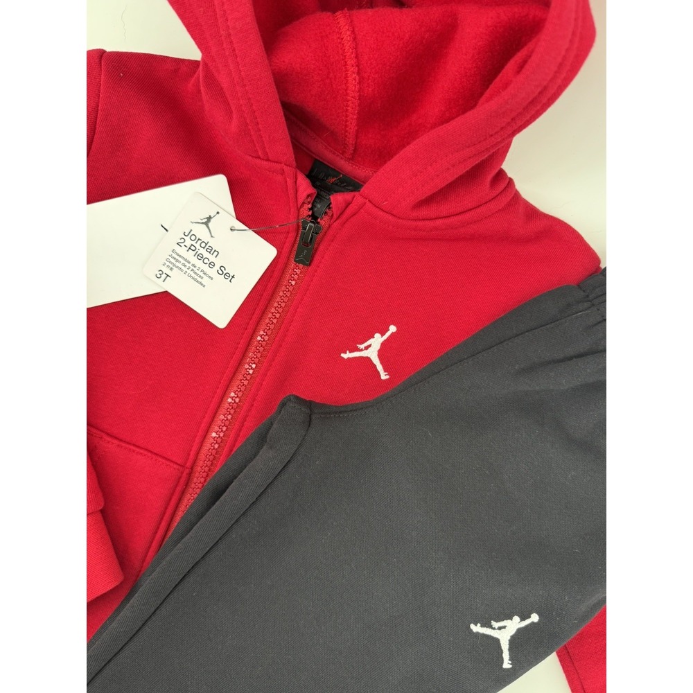NWT NIKE AIR JORDAN 2 piece SET RED HOODIE & BLACK JOGGER SWEATPANTS 3T